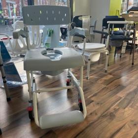 CHAISE DE DOUCHE PLUO 