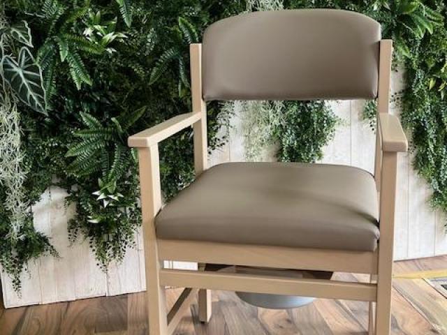 CHAISE GARDE ROBE MAEVA 