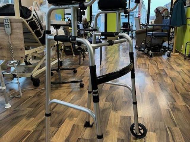 CADRE DE MARCHE AVEC APPUIS BRACHIAUX 