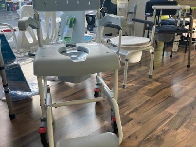 CHAISE DE DOUCHE PLUO 