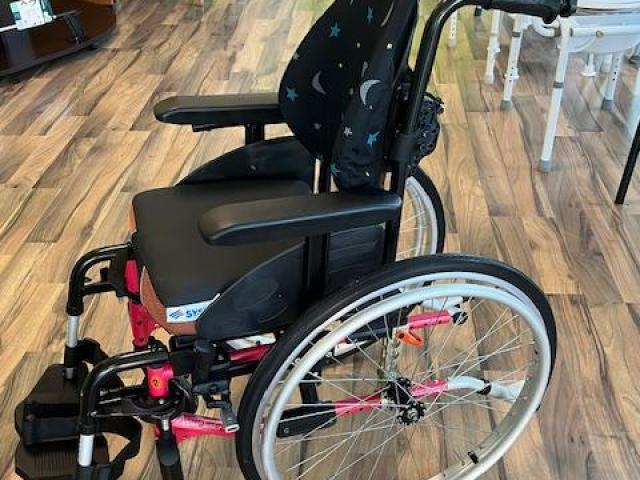 FAUTEUIL ROULANT INVACARE ACTION 3 JUNIOR 