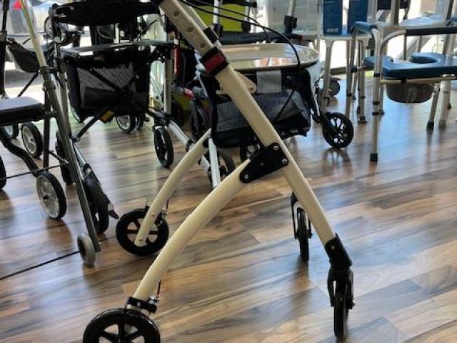 ROLLATOR D'INTERIEUR NEO INDOOR 