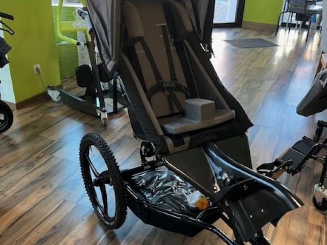 Kangoo : Poussette sport, tout terrain, châssis pliant